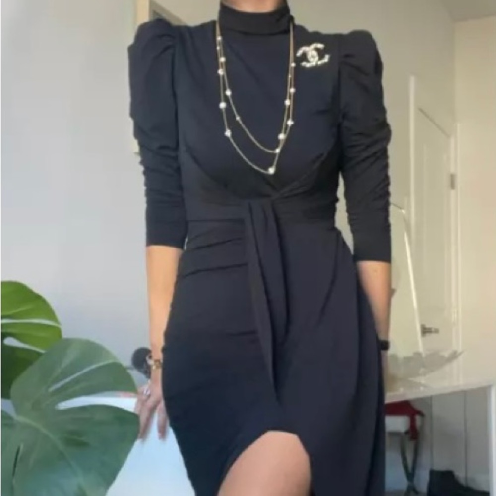 ExpressMock Neck Puff Shoulder Twist Front Midi Dress size Large